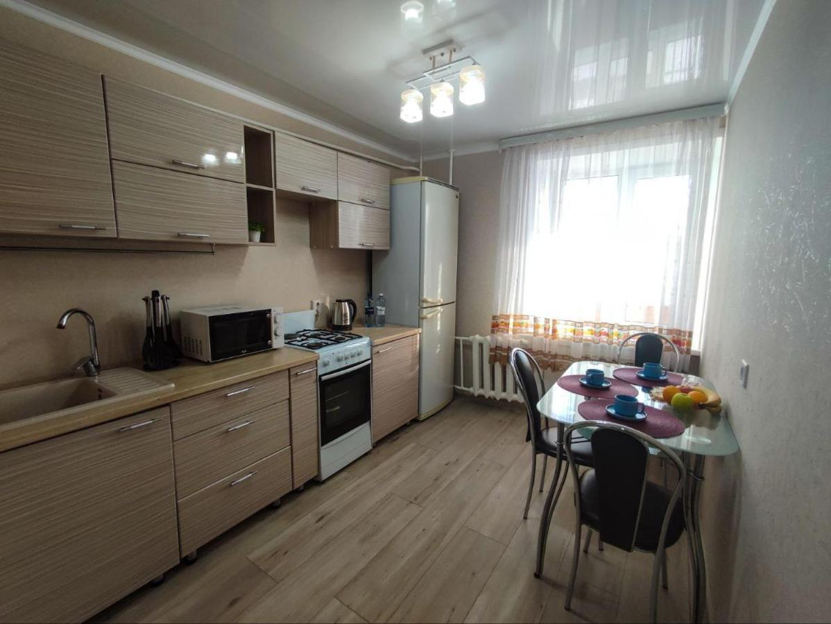 2-Х Комнатная Квартира В Центре На Ул.Бородина 107 Kostanái Exterior foto